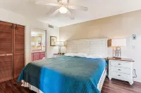 Beach Bliss: Chic St. Augustine Retreat - Wifi