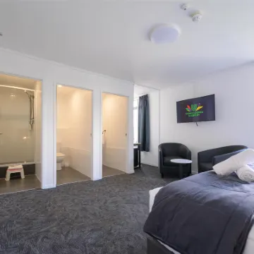 Urban Lounge Sleepery Hotels near Agrodome