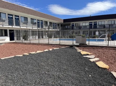 Studio 6 - Grants, NM