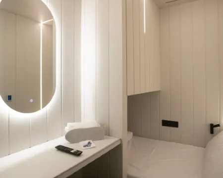 オステル マラガ マラガのホテル