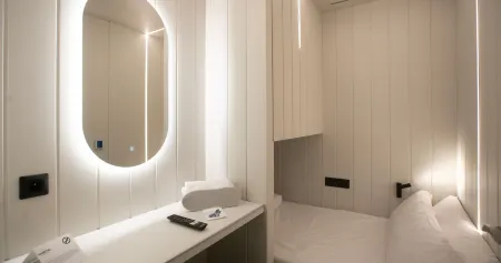 Wostel Malaga Отели в г. Малага