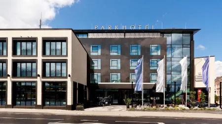 Welcome Parkhotel Euskirchen Отели в г. Бад-Мюнстерайфель