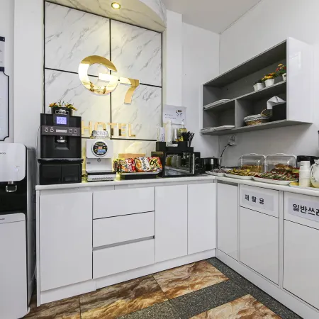 Gunsan Hotel G7