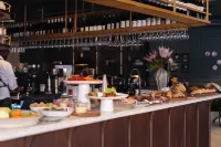 Charles Hope Boutique Hometel - breakfast