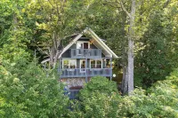 Decks + Lake Access: Scenic North Carolina Retreat - 4-Star