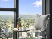 High-Rise 3-Bed Apartment with Premium Amenities Hotels in Box Hill