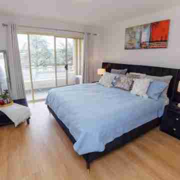 Stylish Inner-City Haven at The Gatsby Others