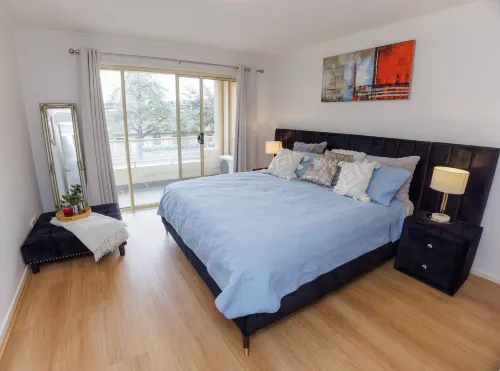 Stylish Inner-City Haven at The Gatsby