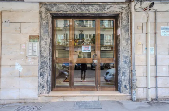 MARINELLI HOUSE - Song Parthenope Hotels near Villa Diamante