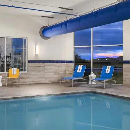 GLo Best Western Dawley Farms in Sioux Falls