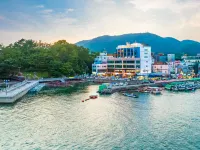 Owl Hotel Hotels in Sacheon