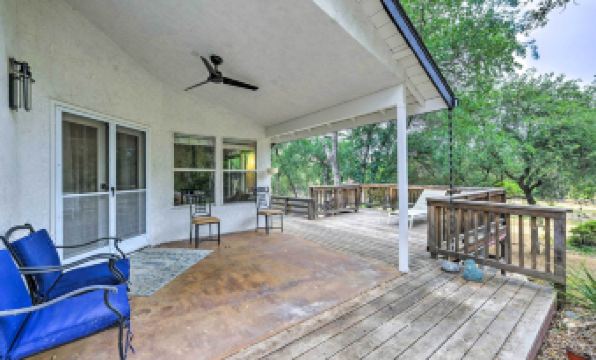 Charming Home < 10 Mi to Sequoia Nat'l Park!