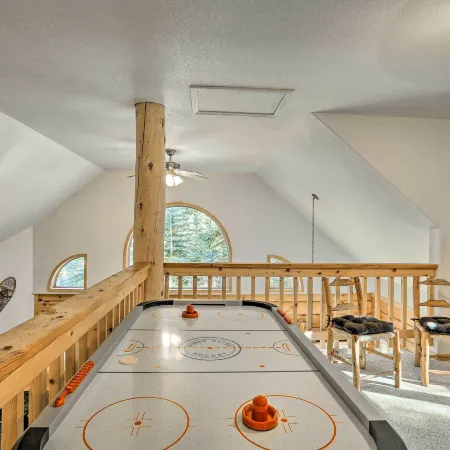 Bayfield Cabin w/ Wraparound Deck & Fire Pit