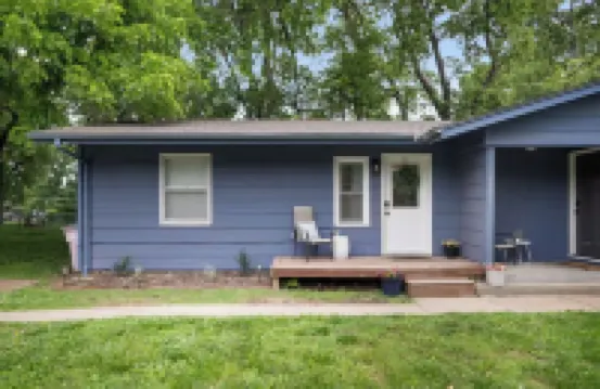 Family Friendly & Cheerful Blue Jay Ranch House close to KSU stadium