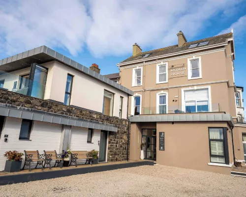Antrim House Guest Rooms & Suites Hotels in Portrush