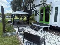 Clermont Tiny Home: Main Floor Queen, Lofts & No Pet Fees - 4-Star