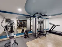 Park Royal Orlando - Gym