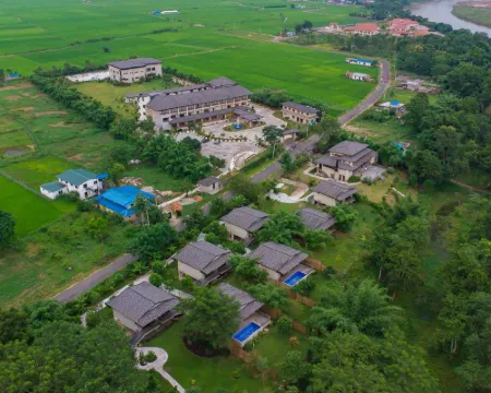 ソルティ・ウェステンド・リゾート・チトワン チトワンのホテル