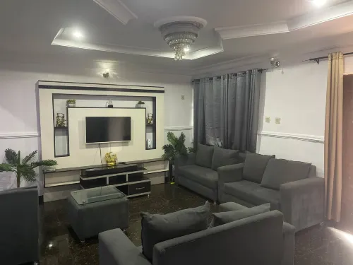 Elite Retreat Apartment, Sagamu - 2 звезды