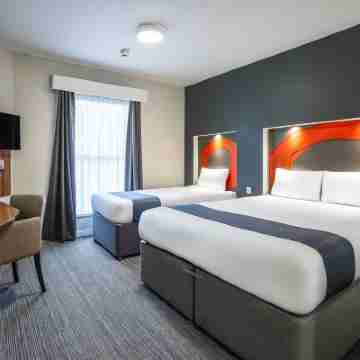 Ramada by Wyndham London Stansted Airport Rooms