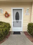 WARM AND INVITING, PEACEFUL No steps, Wide doorways , Recliner, Garage - 4-Sterne