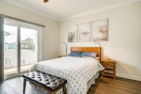 Carolina Beach Vacation Rental w/ Rooftop Terrace - parking