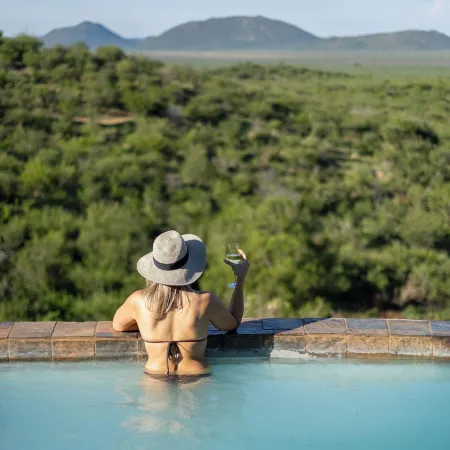 Buffalo Ridge Safari Lodge