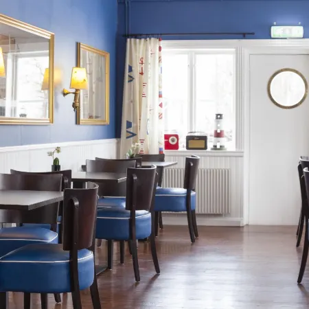 Slottsgården Hotell & Restaurang