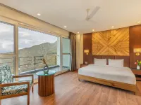 Country Inn Premier Pacific Mall Road Mussoorie Hotels in Mussoorie