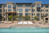 Mint House - Menlo Park - Pools