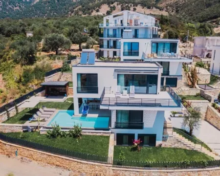 Promar Villas & Apartments Hotels in Himare