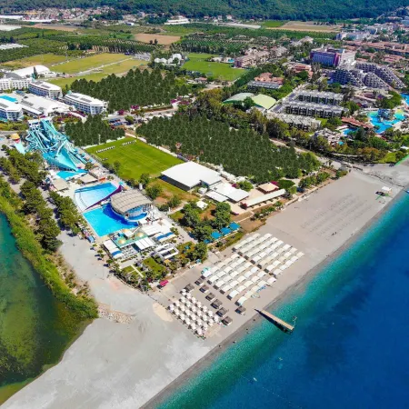 Daima Biz Hotel - Dolusu Aquapark Access Отели рядом с достопримечательностью «Кирис»