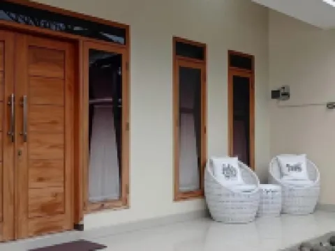 แอบฮายา วิลล่า โรงแรมในโวโนโซโบ