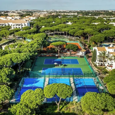 Pine Cliffs Gardens Hotels near Albufeira Stadium