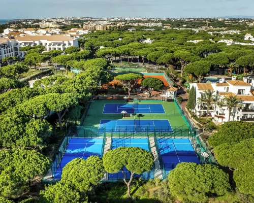 Pine Cliffs Gardens Hotel di Olhos de Água