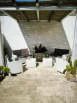 Spacious house in a quiet hamlet near the sea: 2bedrooms, 2bathrooms and garden - Wi-Fi