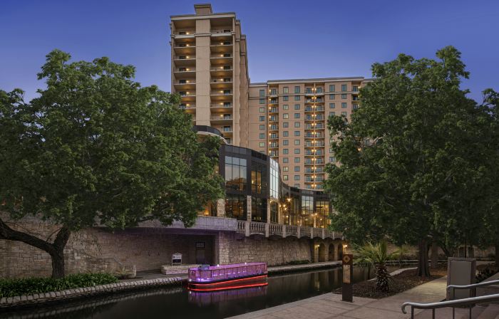Embassy Suites by Hilton San Antonio Riverwalk Downtown