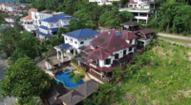 Serene Palm Heritage Tropical Villa