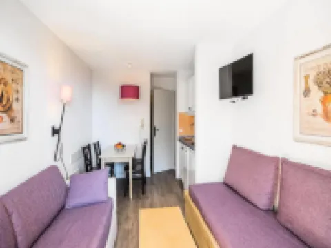Residence La Pinede studio