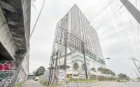 Cozy Living Studio near MERR at Bale Hinggil Apartment By Travelio