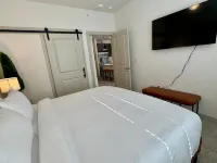 Chic Ground Level 1BR 1BA | Luxe Living - 2 ดาว