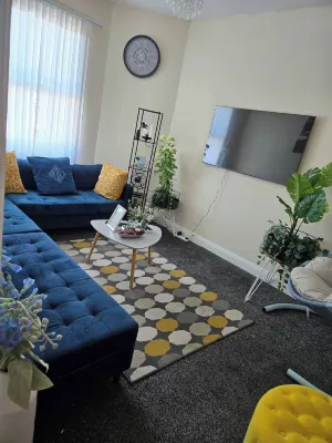 Glams 2beds Luxury Stylish Apartment - 2 estrellas