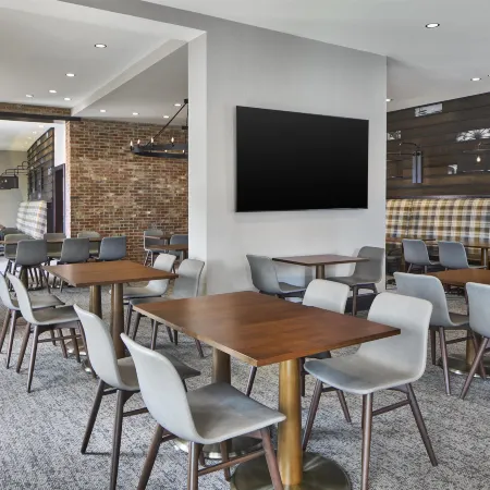 Homewood Suites by Hilton Savannah Historic District/Riverfront