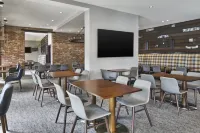 Homewood Suites by Hilton Savannah Historic District/Riverfront - breakfast