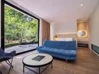 Guru Giri Forest Cabin Villa (Include Breakfast) Hotels in Piyungan