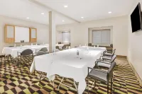Microtel Inn & Suites by Wyndham Beaver Falls