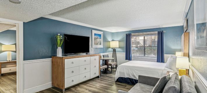 At Home Inn - Pensacola Hotels in Escambia County