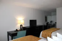 Pine Tree Inn