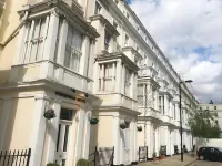 Wedgewood Hotel - 2-Star