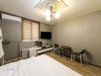 Daejeon Avishong Hotels near Jung-gu
